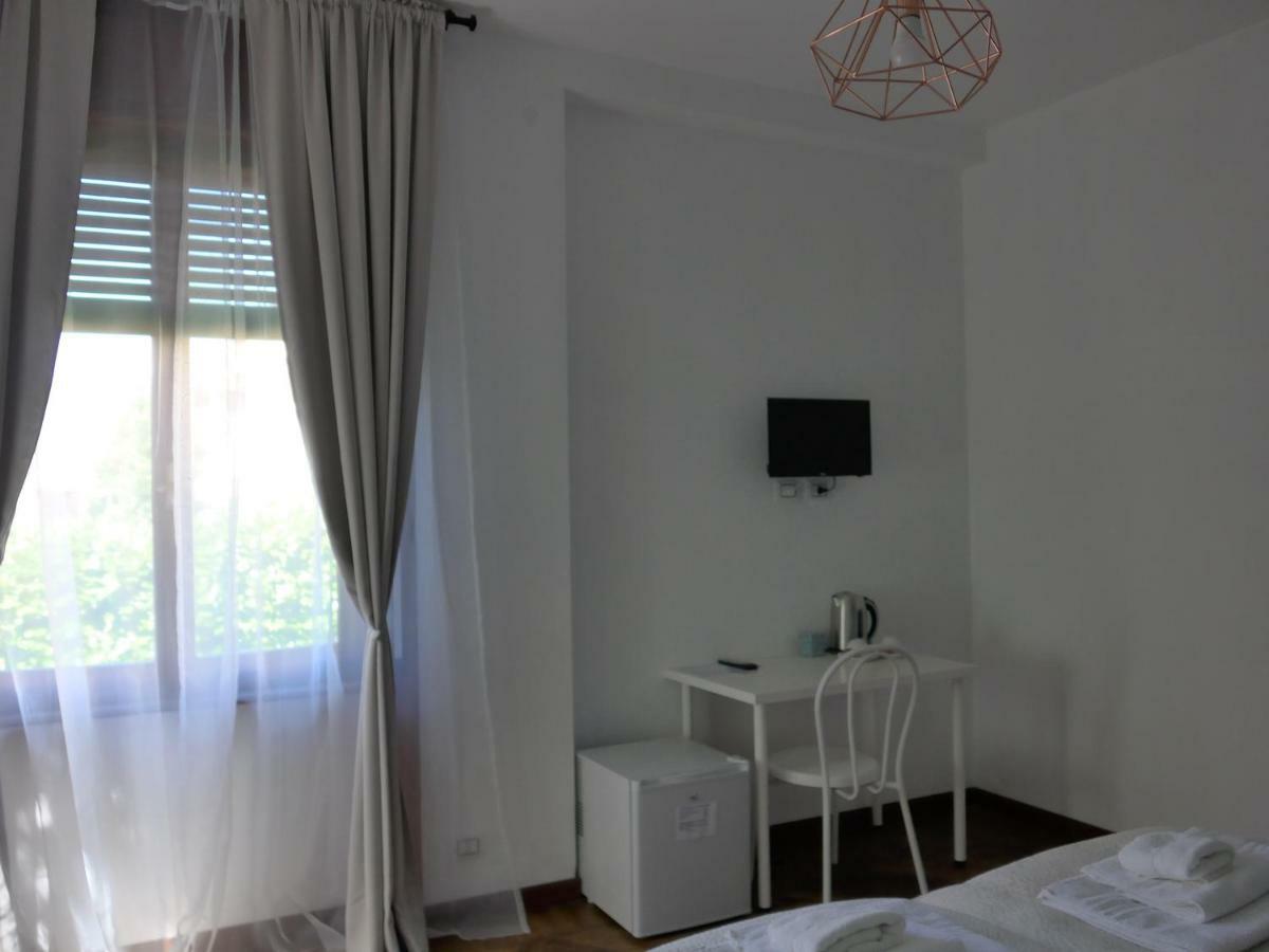 La Tana Rooms Lenno Buitenkant foto